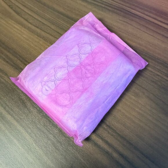 Poise Ultimate Long 6 Drop Incontinence Pads 40 Count Loose - Picture 4 of 5